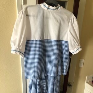 Dorthy costume size large